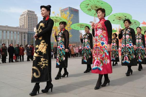 商務部：將制修訂一批餐飲住宿、養(yǎng)老家政等范疇國家標準和行業(yè)標準