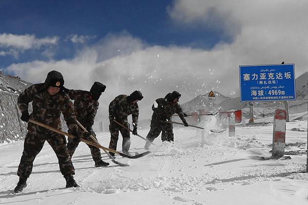 巴勒斯坦要求就以軍空襲加沙舉行阿盟理事會特別會議